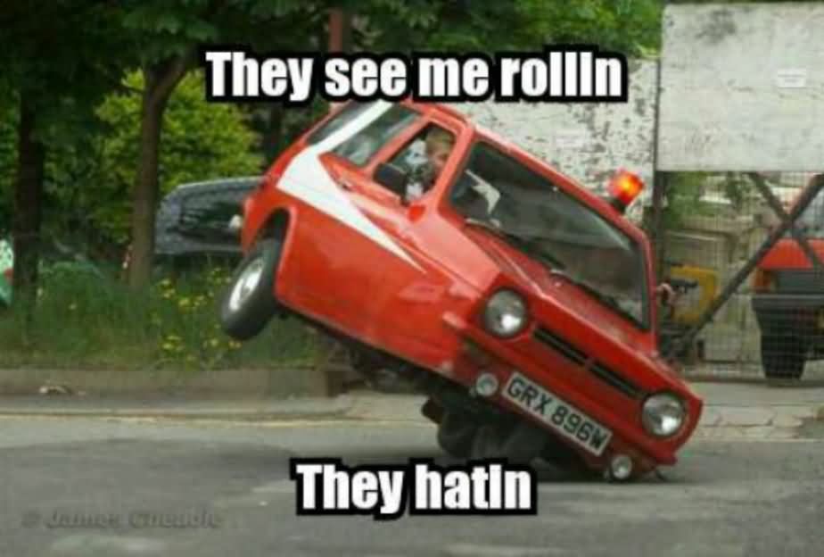 reliant robin.jpg