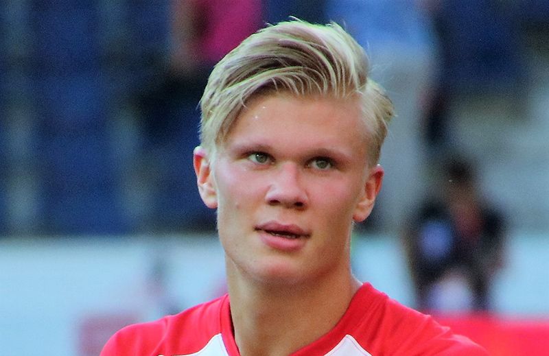 erling-braut-haaland-salzburg.jpg